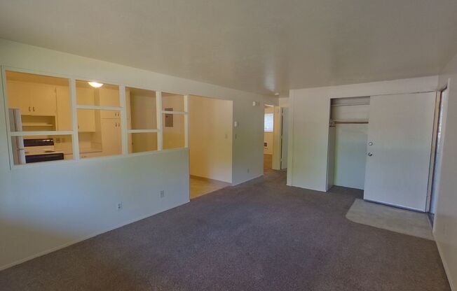 2 beds, 1 bath, 950 sqft, $1,500, Unit 2