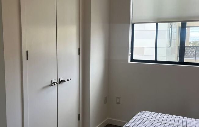 1 bed, 1 bath, 367 sqft, $2,345, Unit 219