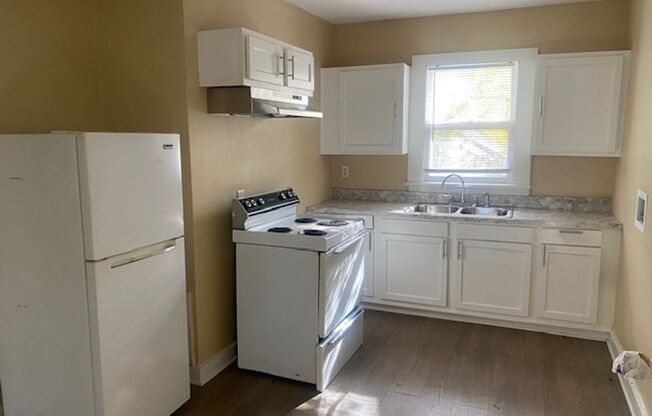 2 beds, 1 bath, $615