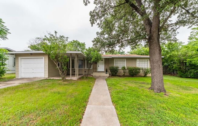 CHARMING TERRELL HEIGHTS 2-BEDROOM