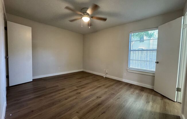 1 bed, 1 bath, 700 sqft, $1,224, Unit LAW11-114