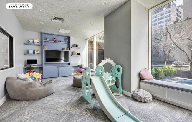 3 beds, 3.5 baths, 2,854 sqft, $24,000, Unit 56B