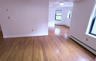 3 beds, 2 baths, 1,110 sqft, $4,700, Unit 30