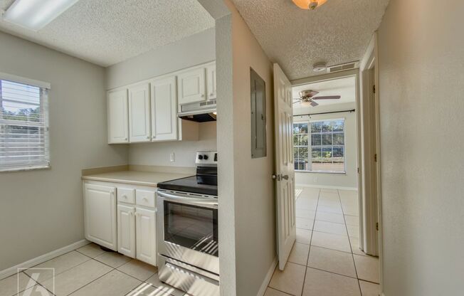 1 bed, 1 bath, 575 sqft, $945, Unit 920#B202