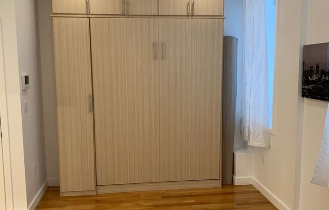 Studio, 1 bath, 9,999 sqft, $1,750, Unit 9-4