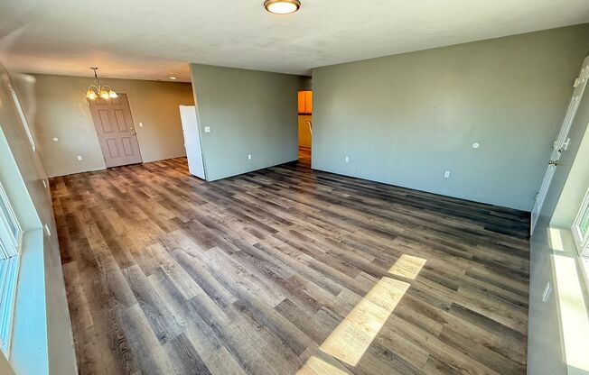 1401 S 4th Ave