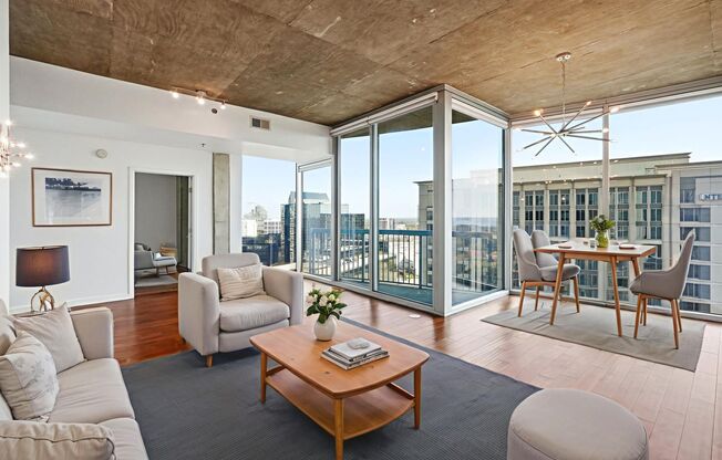 2 beds, 2 baths, $3,295, Unit UNIT 2001