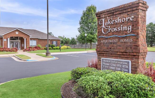 Welcome to the Lakeshore Crossing Apartments in Huntsville, TX