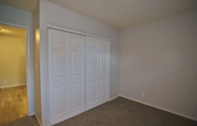 Hollybrook Apartments
