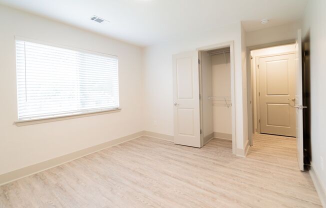 3 beds, 2 baths, 1,265 sqft, $2,250, Unit 551WD06