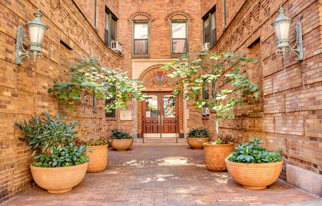 1 bed, 1 bath, $4,995, Unit 5A