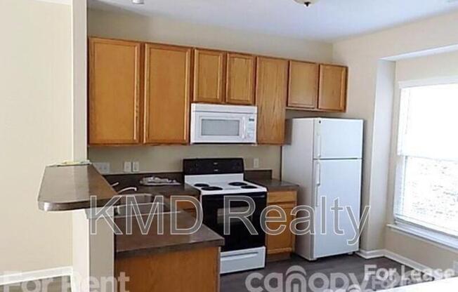 6462 Royal Celadon Way