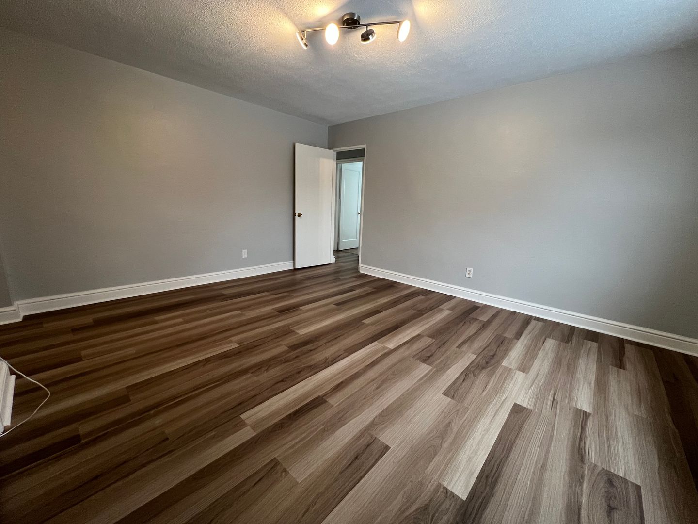 (SCH) - Southcrest Heights Apartments