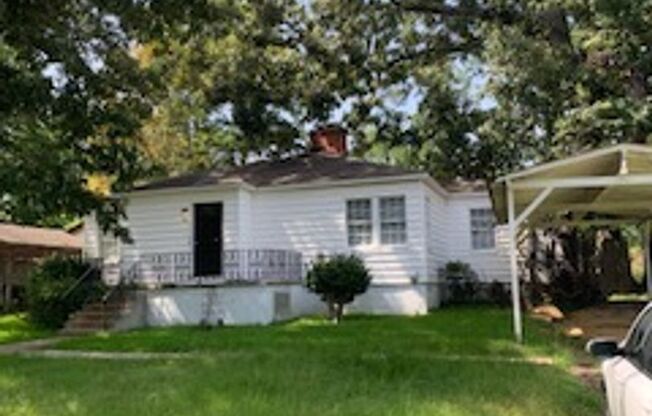 3 beds, 1 bath, $1,400