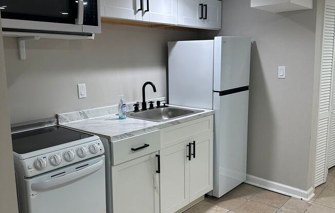 5 S Wickham Road