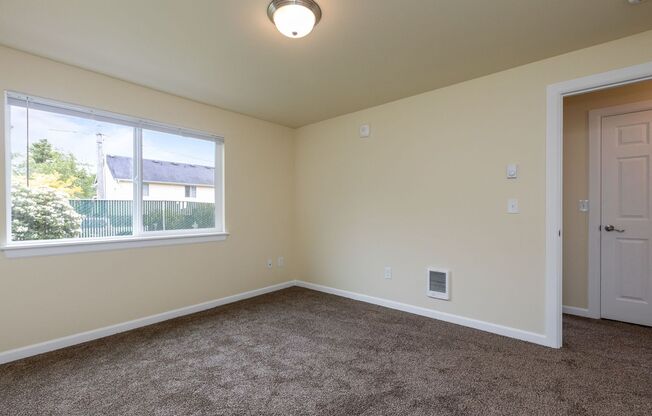 2 beds, 1 bath, 864 sqft, $1,600, Unit C1