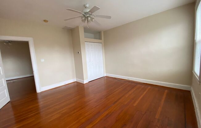 2 beds, 1 bath, 1,000 sqft, $1,750, Unit 3027 N. Calvert St. E6