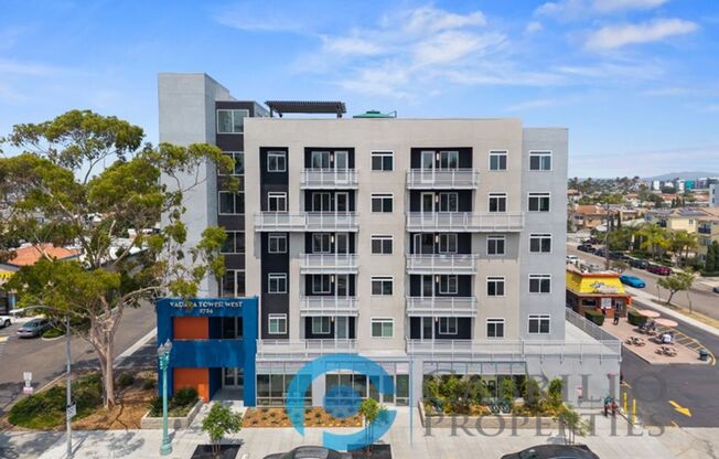 2 beds, 2 baths, 914 sqft, $3,500, Unit 213