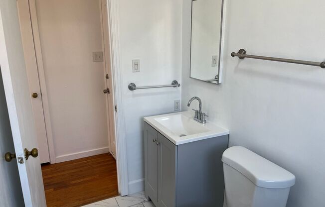 1 bed, 1 bath, 565 sqft, $1,850, Unit 402