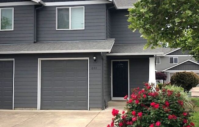 640-642 Broad St Monmouth, OR 97351