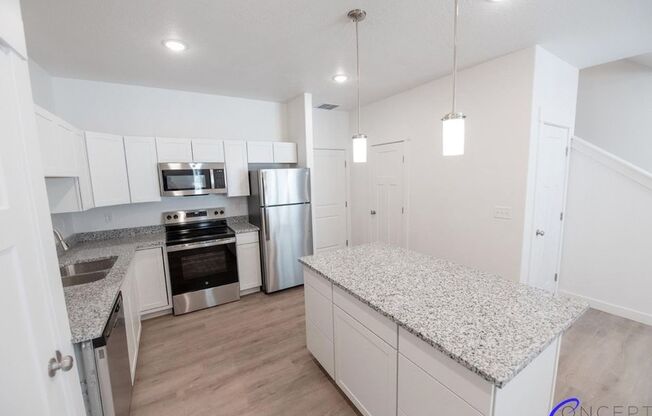 3 beds, 2.5 baths, 1,385 sqft, $1,935, Unit 620