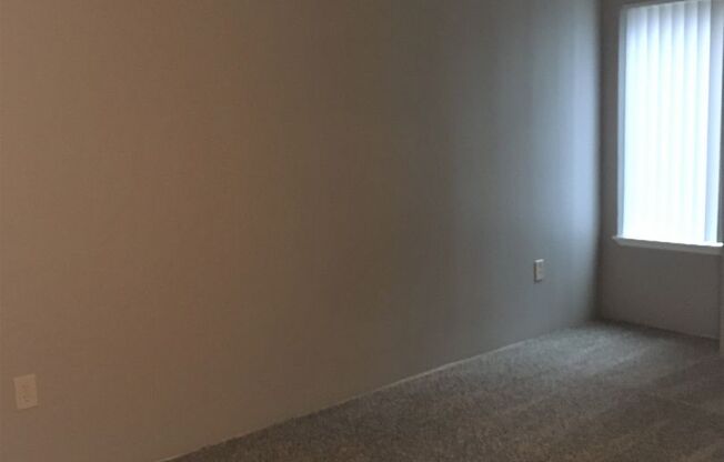 1 bed, 1 bath, 643 sqft, $1,295, Unit 110