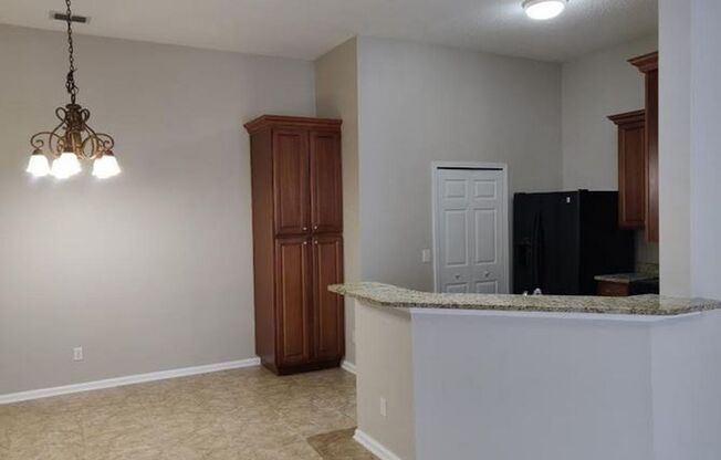 2 beds, 2 baths, $2,095