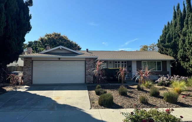 3 Bedroom/ 2 Bath Single Family Home For Rent in South San Jose