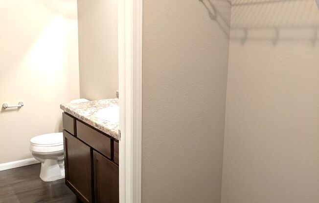 3 beds, 2 baths, 1,293 sqft, $1,375, Unit 2450-312