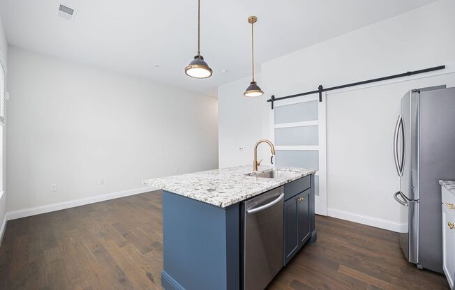 1 bed, 1 bath, 605 sqft, $1,390, Unit 405