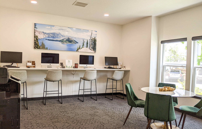 Clubhouse Lounge