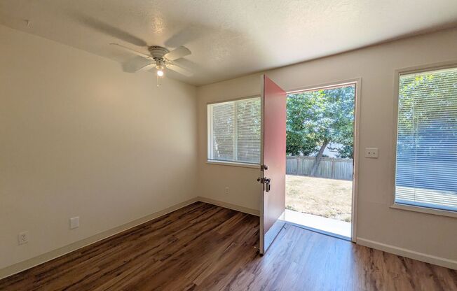 1 bed, 1 bath, 650 sqft, $1,160, Unit 3515-14