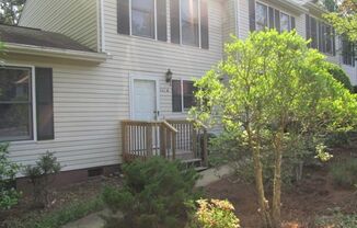 3 beds, 2 baths, $1,500