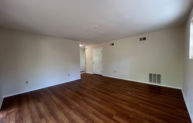 3 bedroom 2 bath in Windsor Forest
