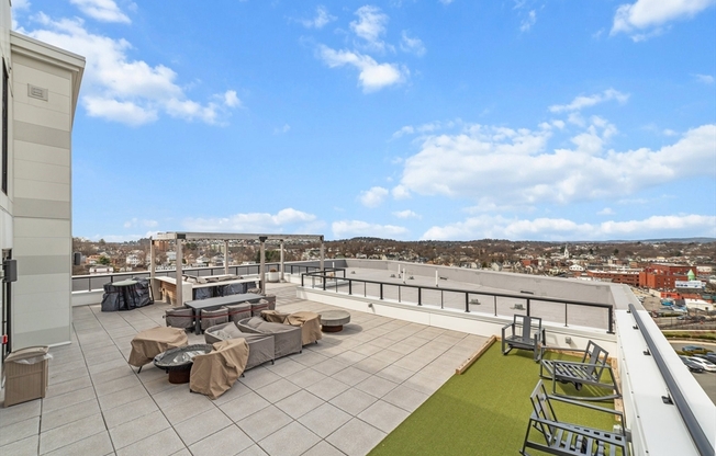 Studio, 1 bath, 531 sqft, $2,800, Unit 617