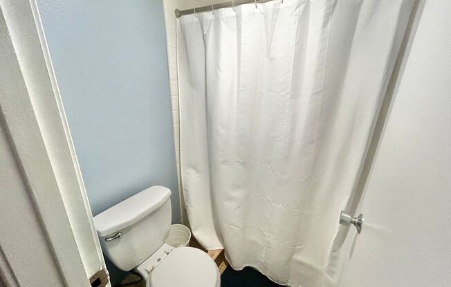 2 beds, 1 bath, 768 sqft, $2,425, Unit 325