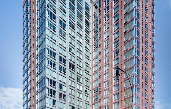 1 bed, 1 bath, $3,995, Unit 21J