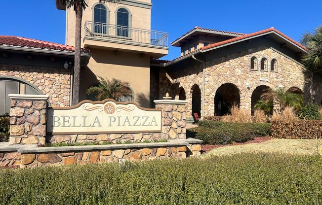 Spacious 3 bedroom Condo with Resort-Style Living!