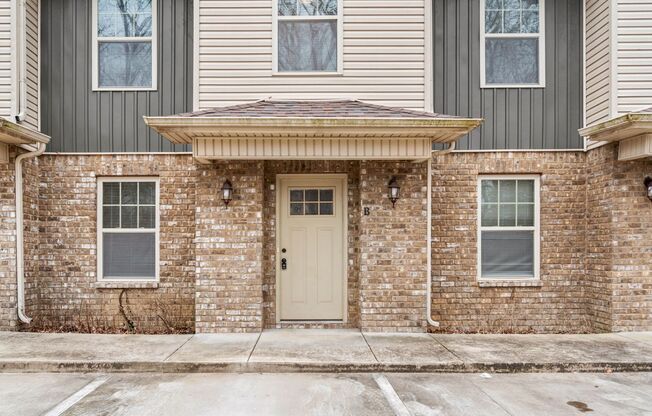 E Knollwood Cir - 1560