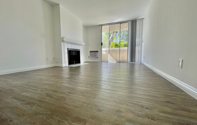2 beds, 2 baths, 1,000 sqft, $2,900, Unit 101