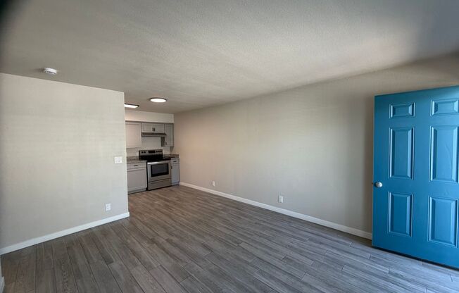 116 N Yosemite Ave
