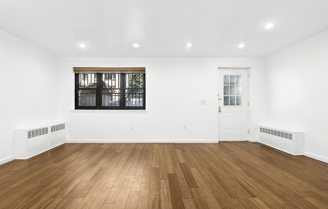 112 PULASKI ST