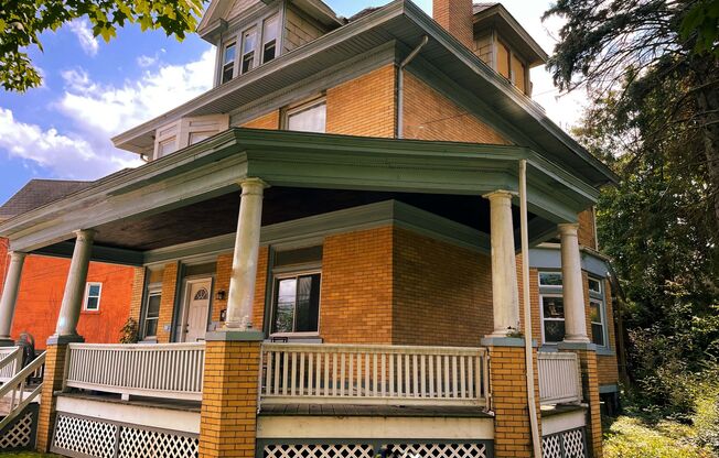 185 Lincoln House in Bellevue, Pittsburgh