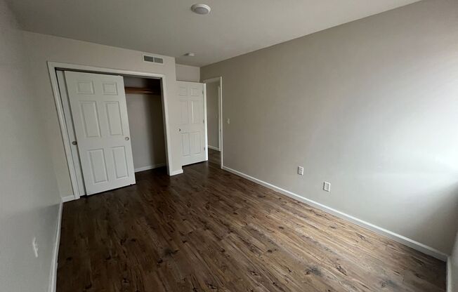 2 beds, 1 bath, 680 sqft, $875, Unit 1026A