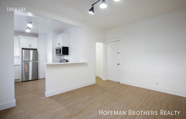 1932 NEW ENGLAND ST
