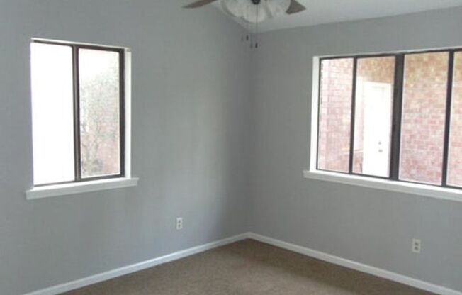 2 beds, 2 baths, $1,400, Unit UNIT A4