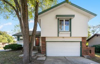 Gorgeous, 3 bedroom Split-Level home, move in ready!