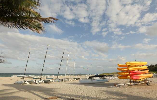 Enjoy beach activities at Windsor Delray Beach in Florida 33483