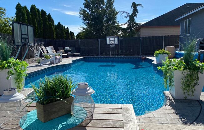 Beautiful Pheasant Run Home With In-ground Pool!