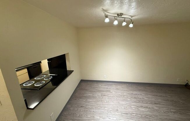 1 bed, 1 bath, 700 sqft, $1,445, Unit 0201